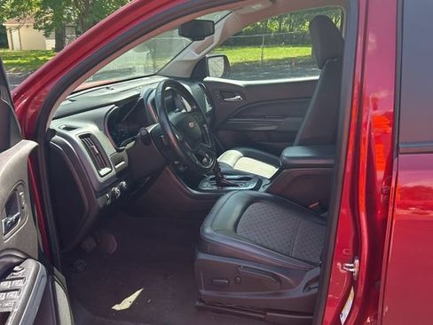 Used 2019 Chevrolet Colorado Z71 AWD/4WD image 9