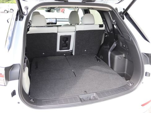 Used 2025 Mitsubishi Outlander SE AWD/4WD image 12