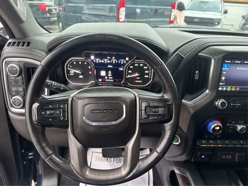 Used 2020 GMC Sierra 1500 Denali w/ Denali Ultimate Package AWD/4WD image 18