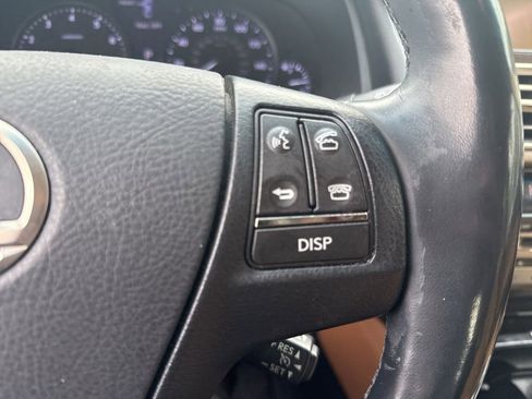 Used 2013 Lexus LS 460 w/ Comfort Pkg image 18