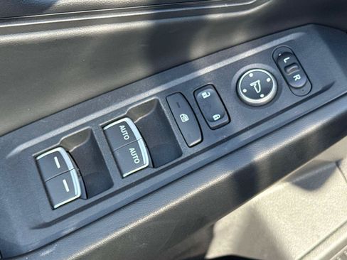 Certified 2023 Honda Accord EX image 17
