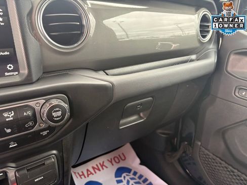 Used 2023 Jeep Wrangler Sahara w/ Cold Weather Group image 21