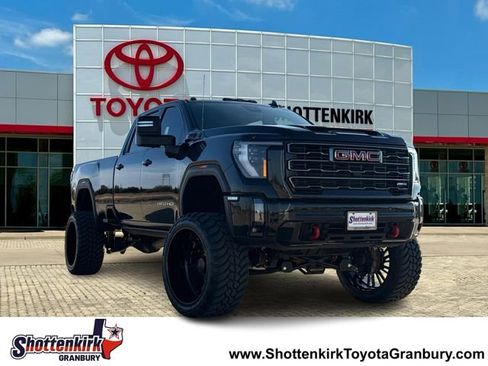 Used 2024 GMC Sierra 2500 AT4 w/ Max Trailering Package AWD/4WD image 1