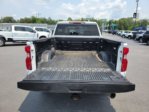 Used 2025 Chevrolet Silverado 2500 LT w/ Convenience Package AWD/4WD image 12