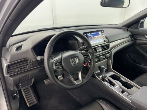 Certified 2022 Honda Accord Sport image 4