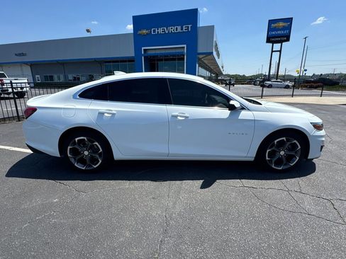 Used 2022 Chevrolet Malibu LT image 5
