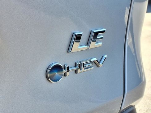 Certified 2025 Toyota RAV4 LE AWD/4WD image 30