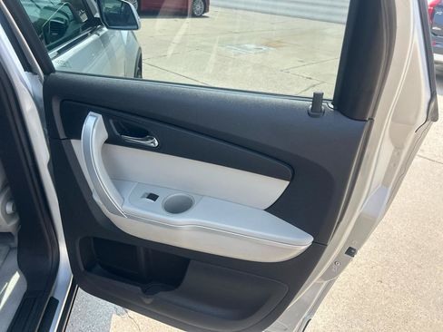 Used 2012 GMC Acadia SLT AWD/4WD image 15