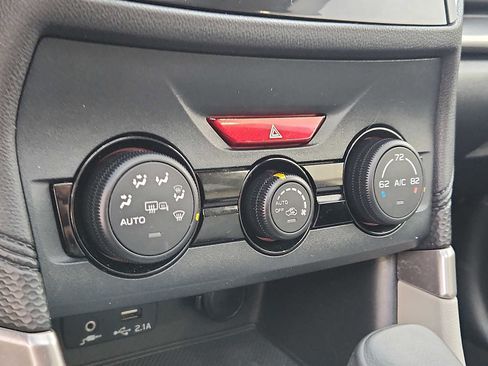 Used 2020 Subaru Forester Premium image 16