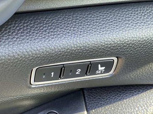 Used 2018 Honda Accord Touring image 29