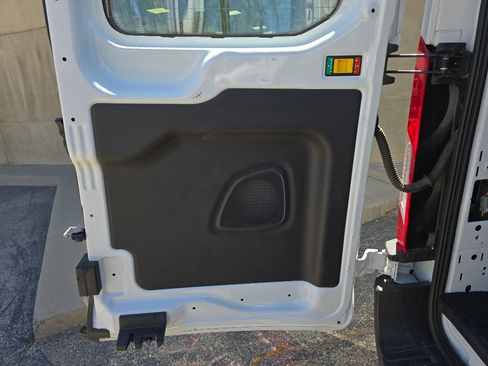 Used 2024 Ford Transit 250 Low Roof w/ Exterior Upgrade Package RWD image 28