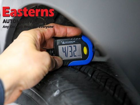 Used 2022 Honda HR-V LX image 24