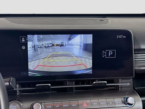 Used 2025 Hyundai Kona SEL image 19