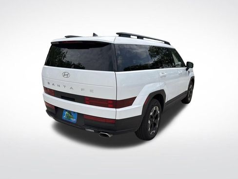 Used 2026 Hyundai Santa Fe SEL FWD image 5