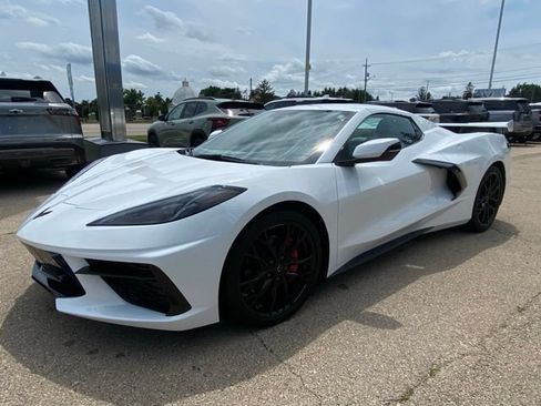 Used 2024 Chevrolet Corvette Stingray Premium Conv w/ Battery Protection Package RWD image 6