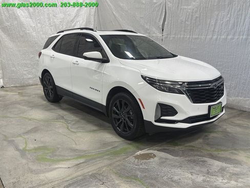 Used 2022 Chevrolet Equinox RS w/ RS Leather Package AWD/4WD image 2