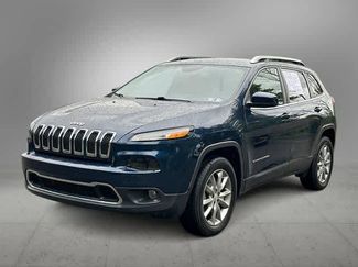 Used 2018 Jeep Cherokee Limited w/ Trailer Tow Group AWD/4WD video 1
