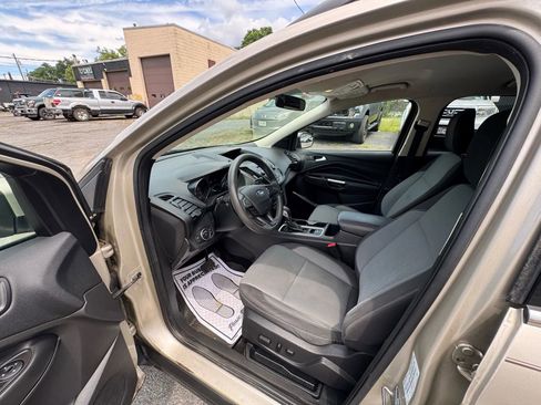 Used 2018 Ford Escape SE AWD/4WD image 14