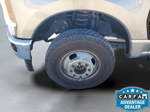 Used 2024 Ford F350 XLT image 19