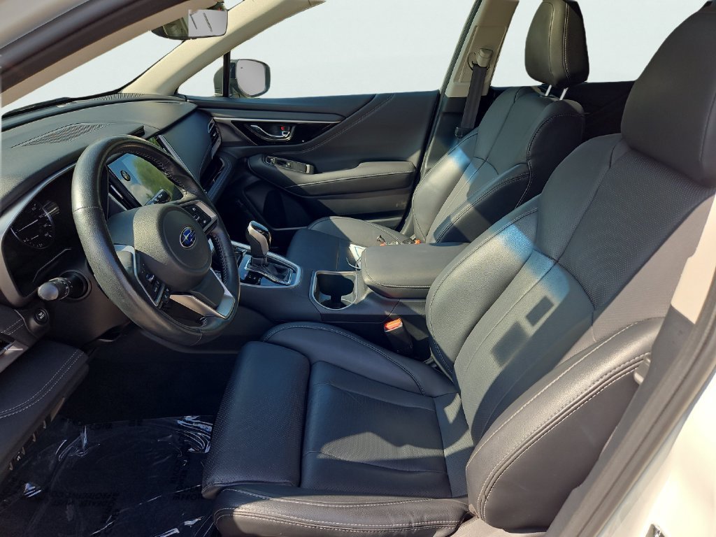 Used 2022 Subaru Outback Limited AWD/4WD image 36