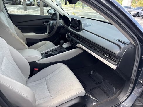 Certified 2024 Honda Accord EX image 18