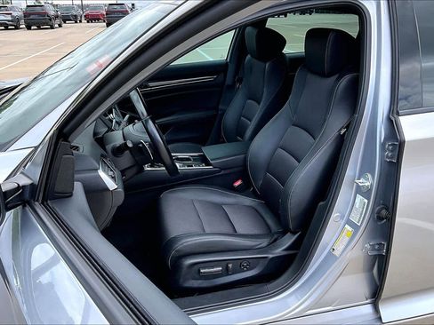 Used 2021 Honda Accord Sport image 8