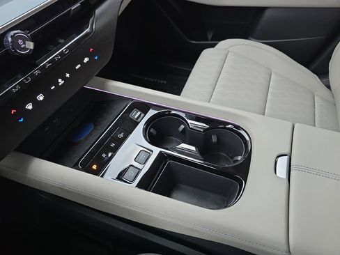 New 2026 Nissan Murano Platinum image 25