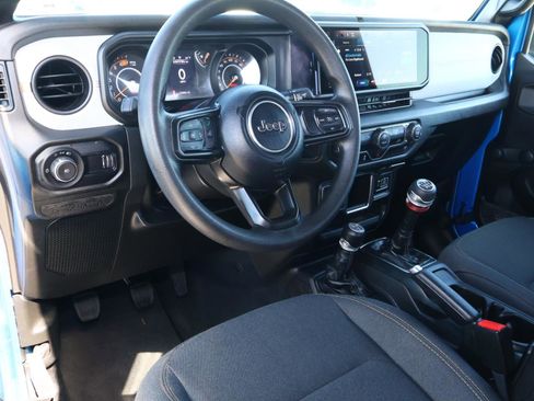 Used 2024 Jeep Wrangler Sport AWD/4WD image 12