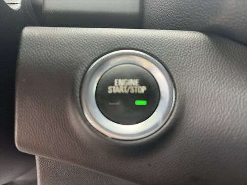 Used 2020 GMC Terrain SLT w/ Elevation Edition FWD image 25