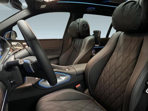 New 2026 Mercedes-Benz Maybach GLS 600 4MATIC image 18