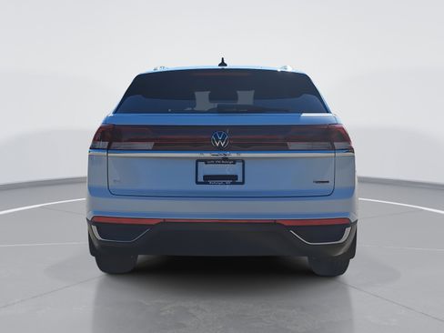 New 2026 Volkswagen Atlas Cross Sport SE image 4