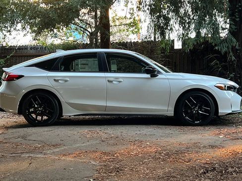 New 2025 Honda Civic Sport image 3