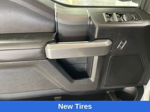 Used 2017 Ford F150 XLT w/ Equipment Group 302A Luxury AWD/4WD image 14