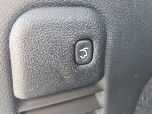 Used 2019 Jeep Grand Cherokee Altitude image 17