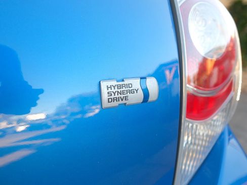 Used 2014 Toyota Prius C Four image 52