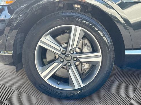 Used 2025 Genesis GV80 3.5T AWD/4WD image 34