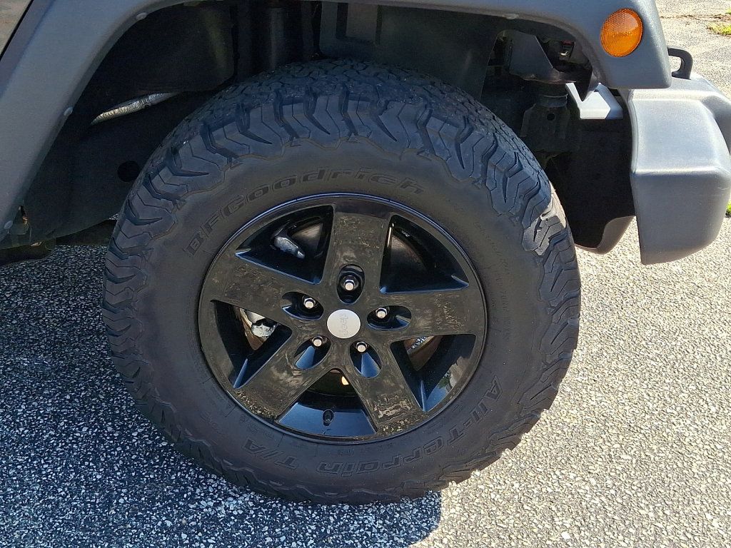 Used 2017 Jeep Wrangler Unlimited Sport w/ Quick Order Package 24S AWD/4WD image 9