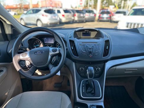 Used 2013 Ford Escape SE image 22