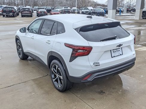New 2026 Chevrolet Trax RS w/ Driver Confidence Package image 8