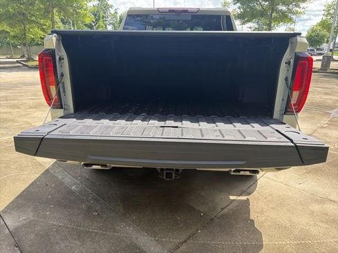 Used 2026 GMC Sierra 1500 AT4 w/ AT4 Premium Package AWD/4WD image 14