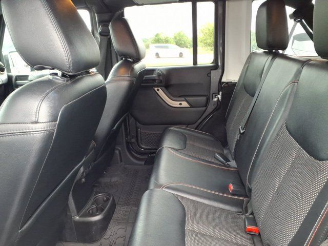 Used 2016 Jeep Wrangler Unlimited Sahara AWD/4WD image 23