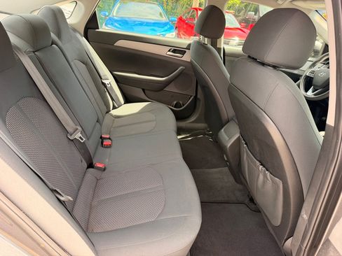 Used 2019 Hyundai Sonata SE FWD image 16