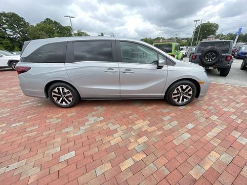 Certified 2025 Honda Odyssey EX-L image 36