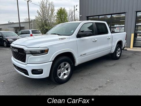 Certified 2025 RAM 1500 Big Horn AWD/4WD image 9