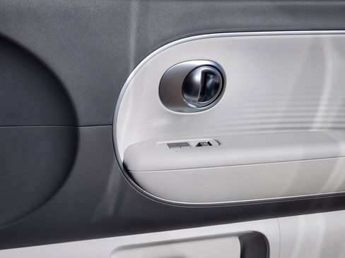 New 2026 Hyundai Ioniq 9 SE image 14