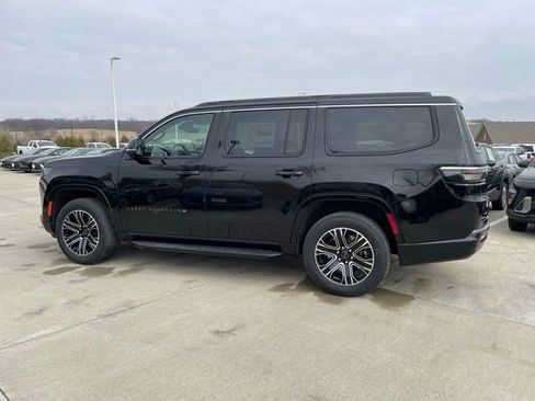 New 2026 Jeep Grand Wagoneer 4WD w/ 8-Passenger Seating Package image 2
