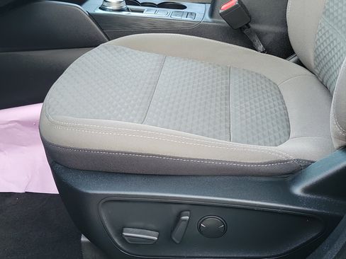 Used 2021 Ford Escape SE w/ SE Sport Appearance Package FWD image 16
