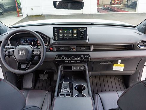 New 2026 Honda Pilot Black Edition image 19