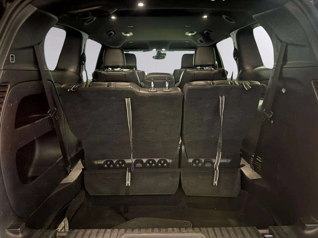 Used 2025 Chrysler Pacifica Select FWD image 28