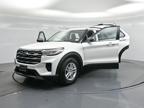 New 2026 Ford Explorer Active RWD image 31